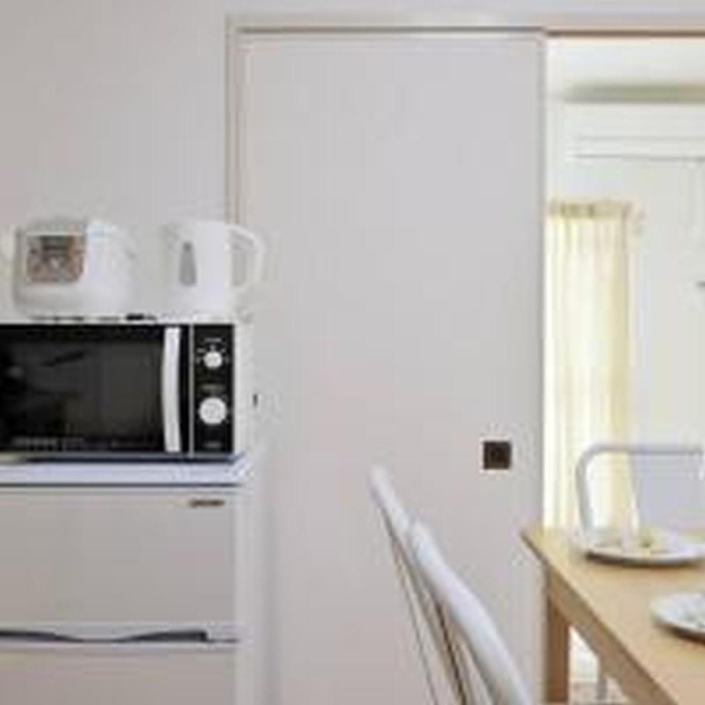 Apartment シティハイツ新大阪703 *